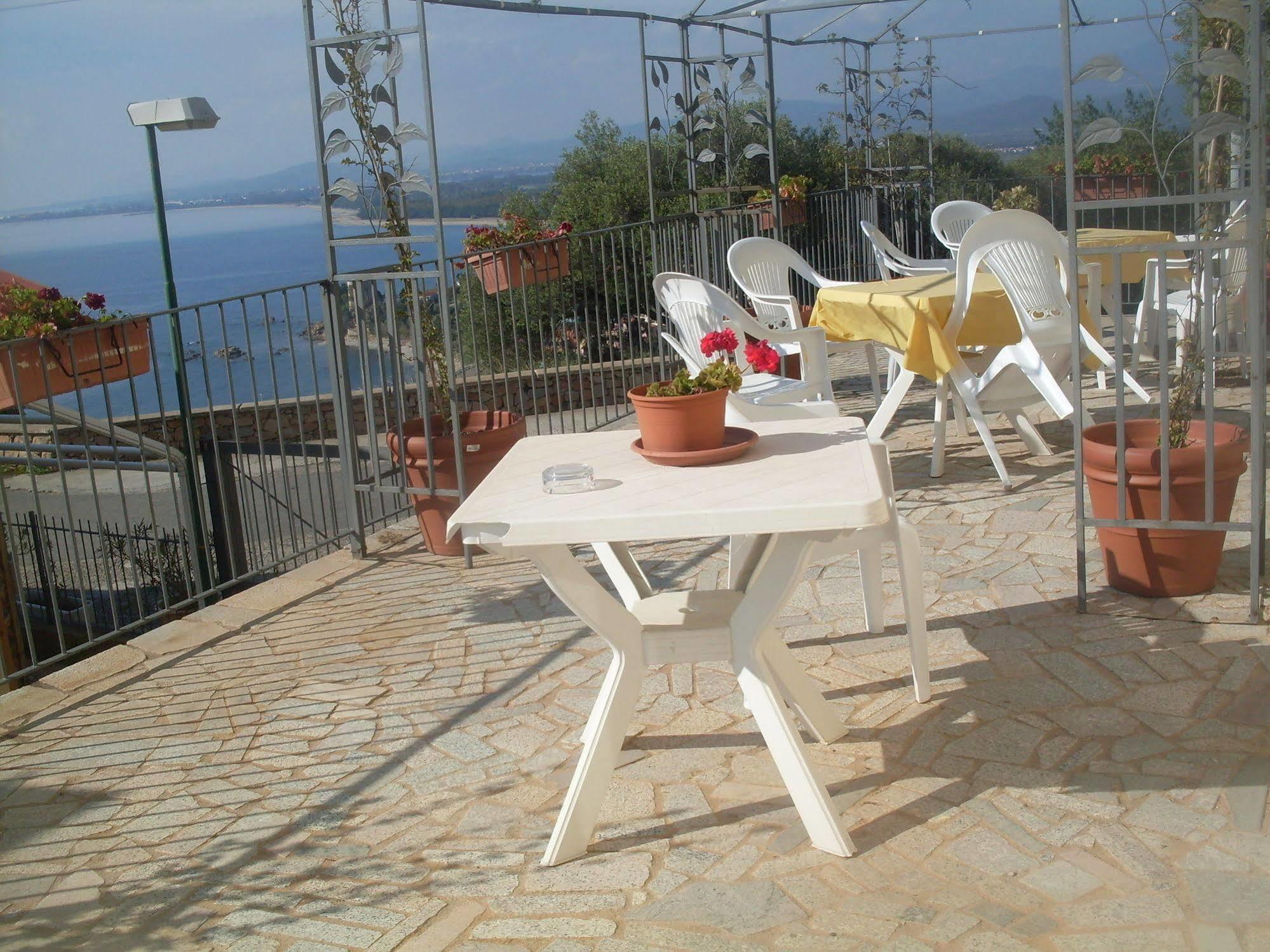 Ostello Bellavista Santa Maria Navarrese Buitenkant foto